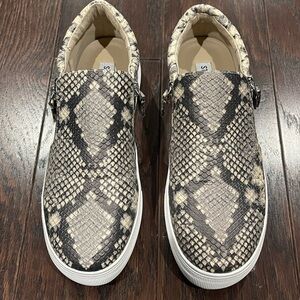 Steve Madden Women Size 8.5 M  Beige Black Snakeskin Platform Sneakers Zip